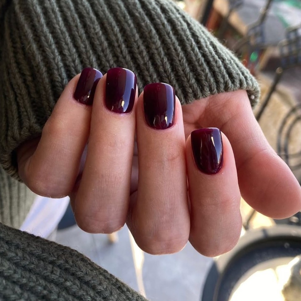 Маникюр с покрытием гель-лак