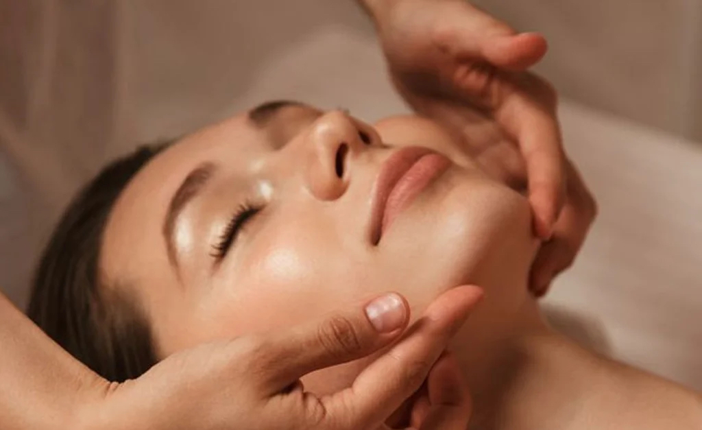 Массаж лица