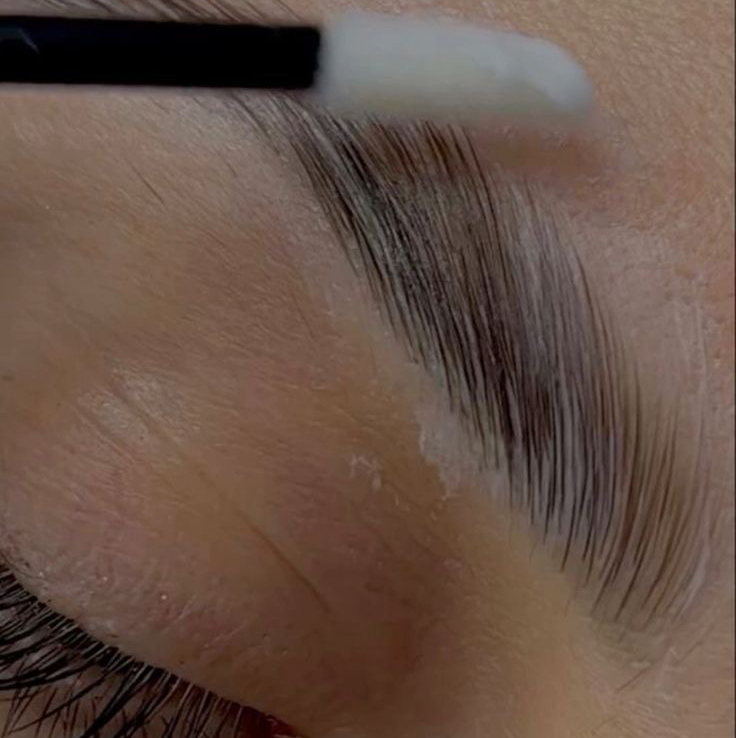 Ламинирование бровей + коррекция