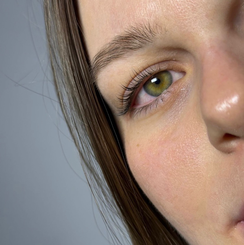 Ламинирование ресниц и бровей(ламинирование ,окрашивание,коррекция бровей)