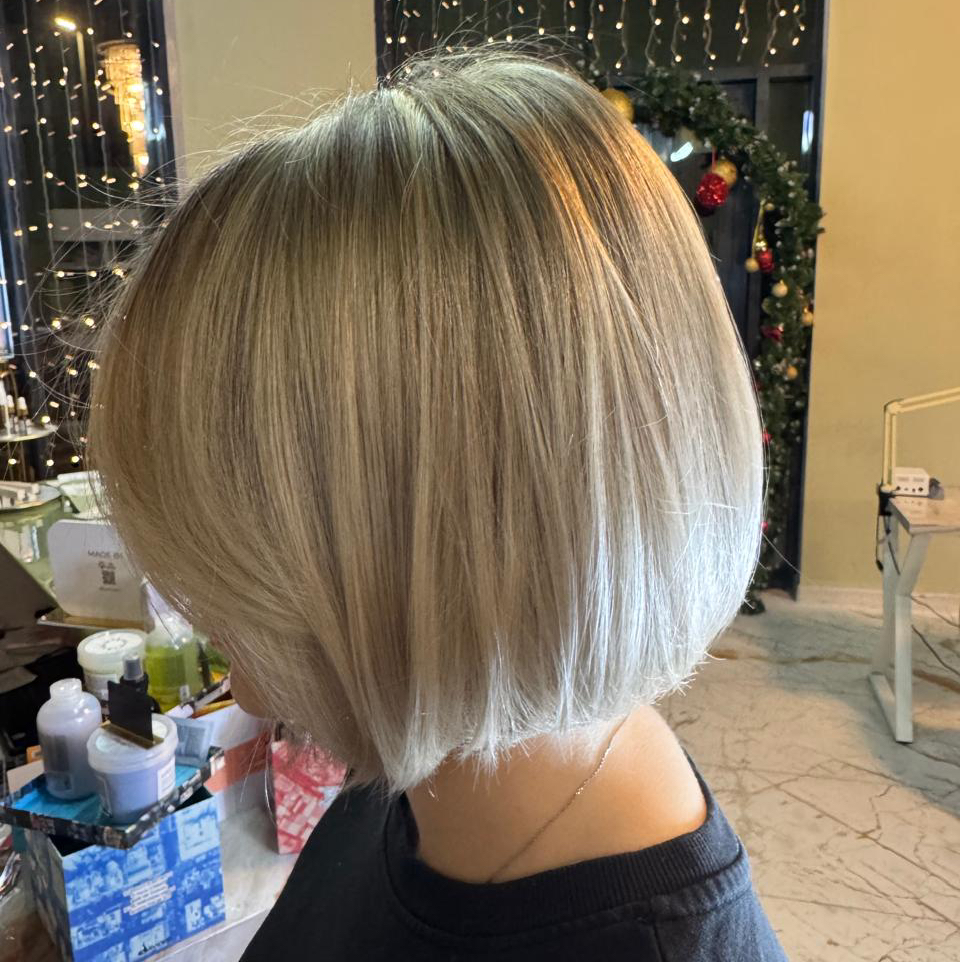 Окрашивание в сложной технике ( волосы до плеч )