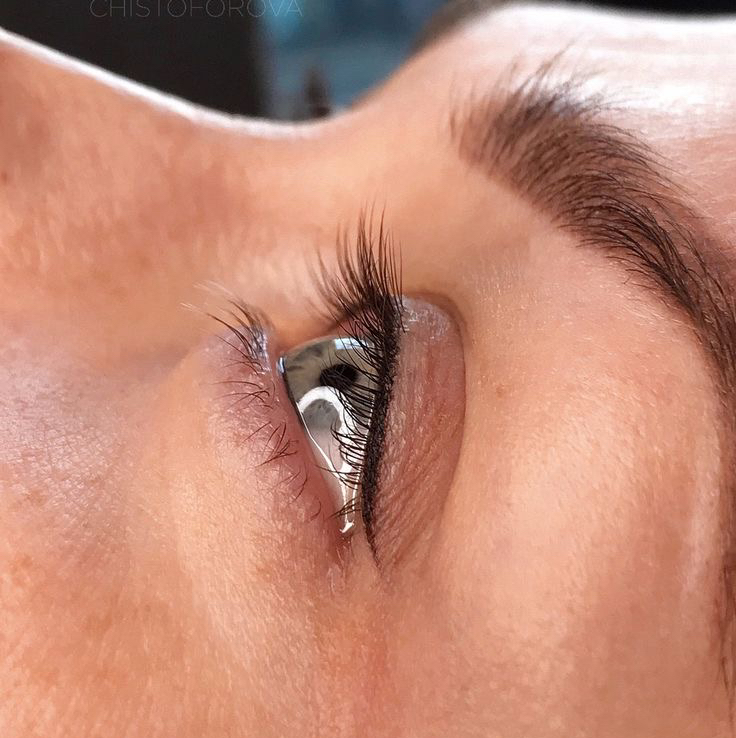 Перманентный макияж век Стрелка