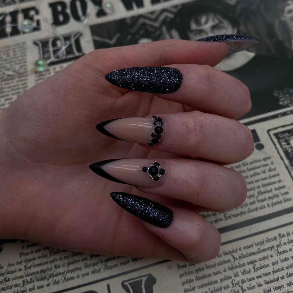 Наращивание ногтей (экстра длина) >3 см от кутикулы