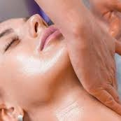 Миофасциальный массаж лица