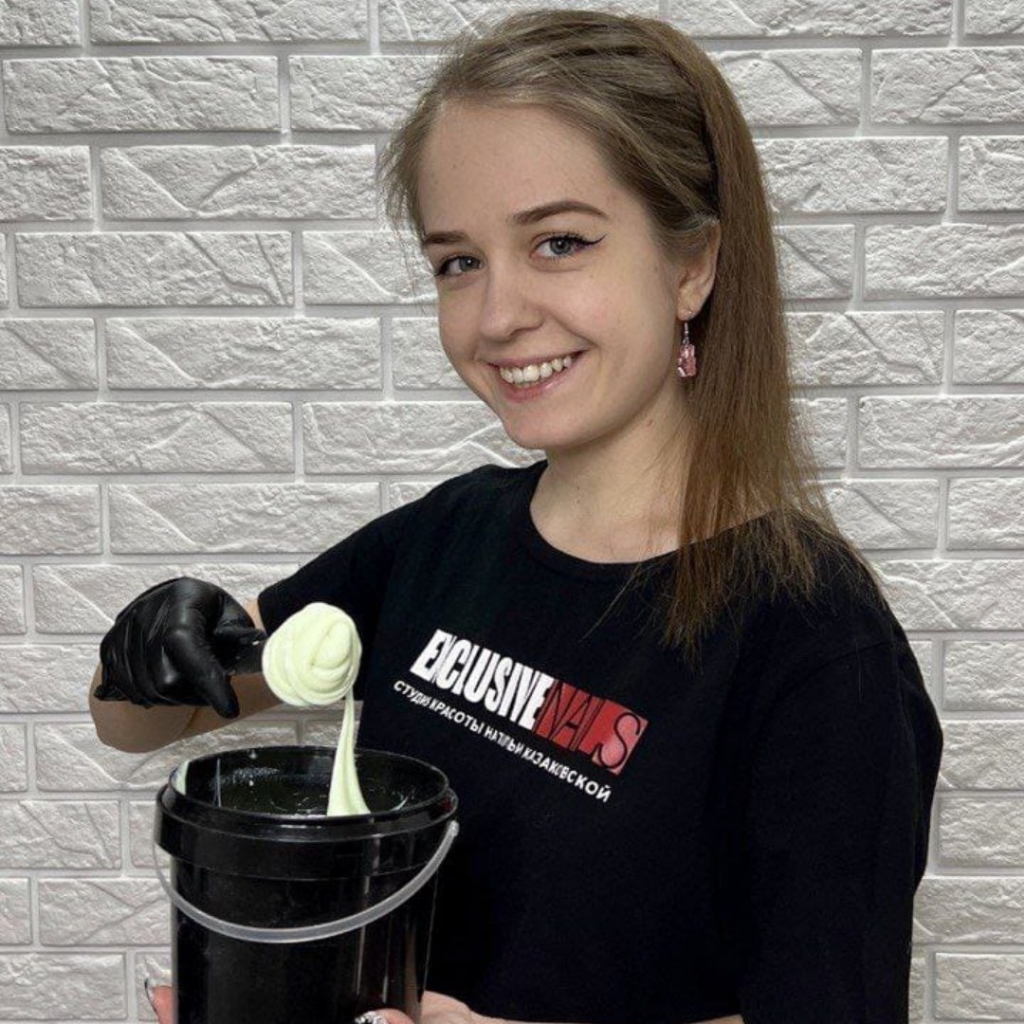 Зверева Анна