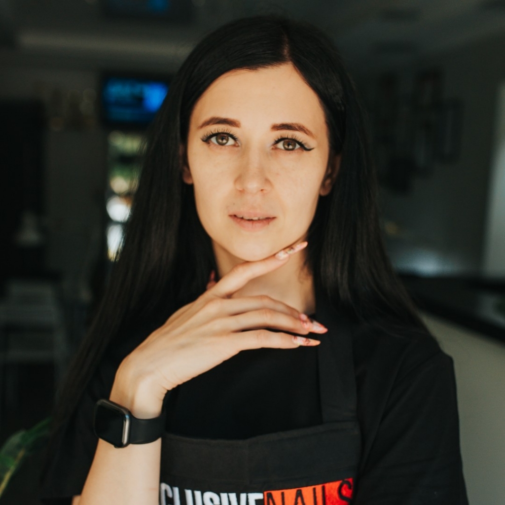 Ильич Дина