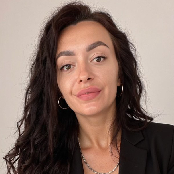 Богучарская Яна