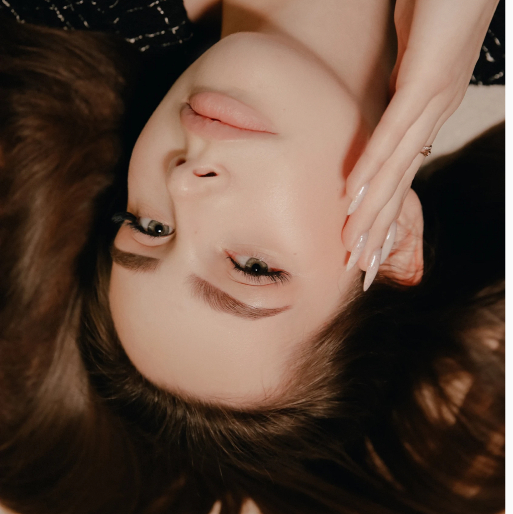 Перманентный макияж бровей