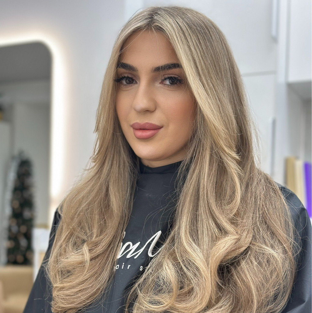 Ведущий колорист окрашивание в технике (airtouch, balayage, shatush, highlighting, back to back)