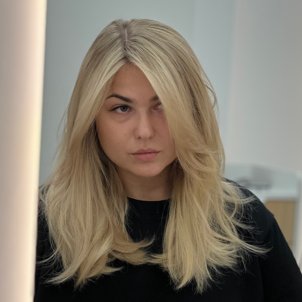 Ведущий колорист стрижка женская