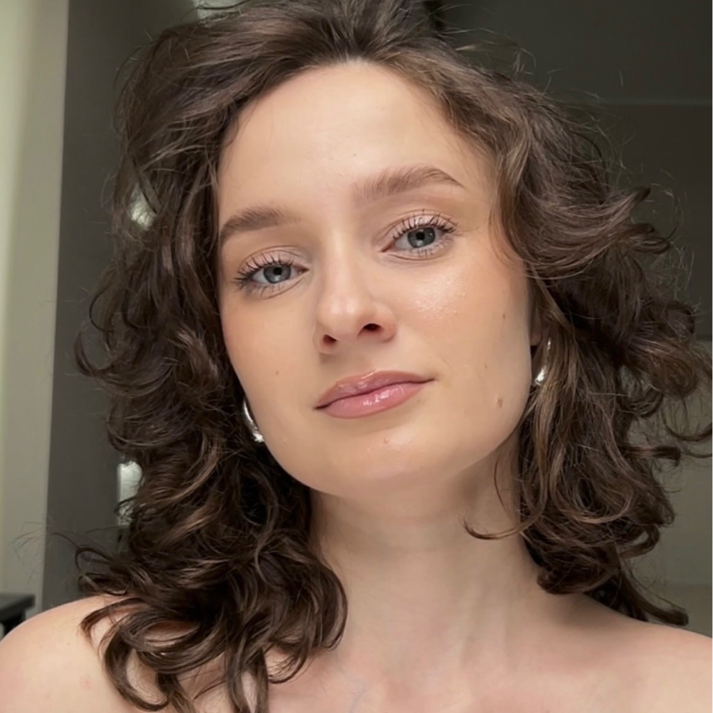 Окрашивание бровей