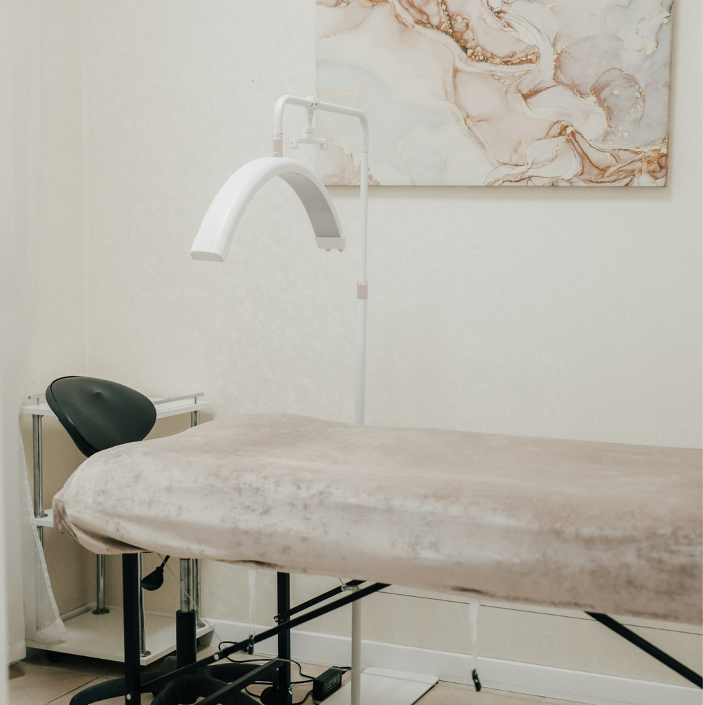 Комплекс №3: глубокий массаж лица + поверхностный пилинг