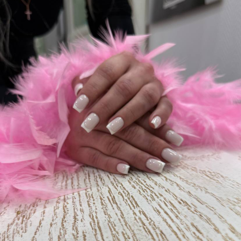 Наращивание ногтей экспресс