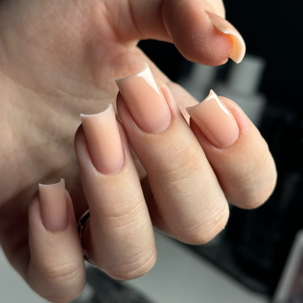 Наращивание ногтей S однотон