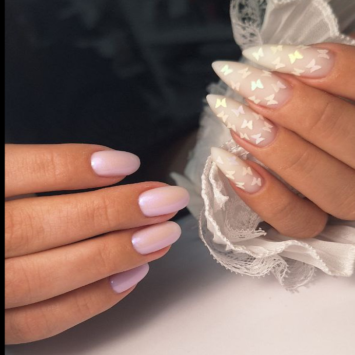 Коррекция наращивания с покрытием и креативным дизайном, омбре или градиент