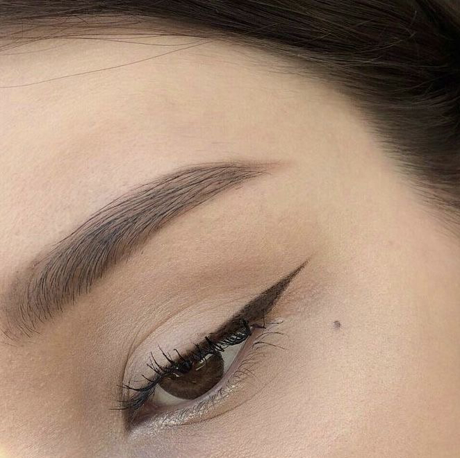 Коррекция бровей