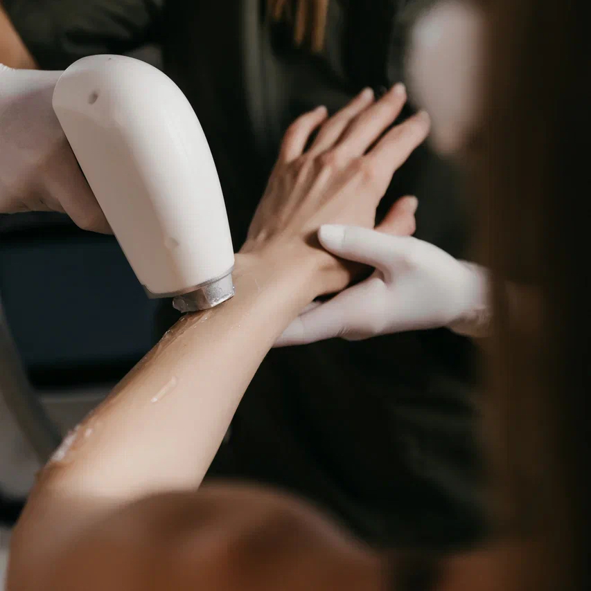 Руки до локтя