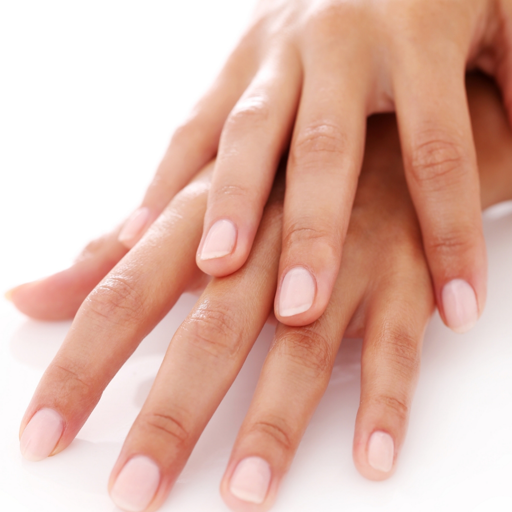 Маникюр без покрытия