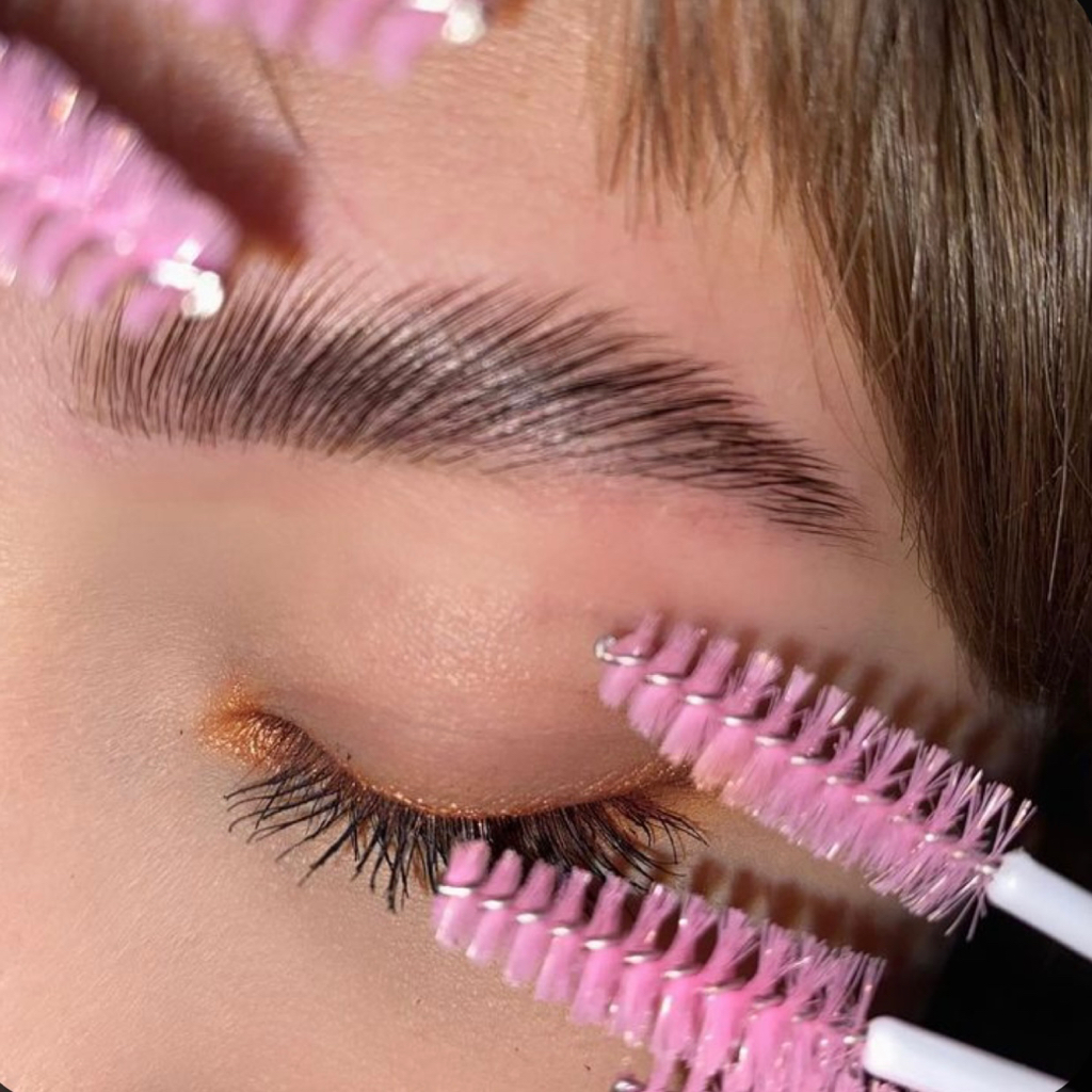 Долговременная укладка бровей без коррекции и без окрашивания