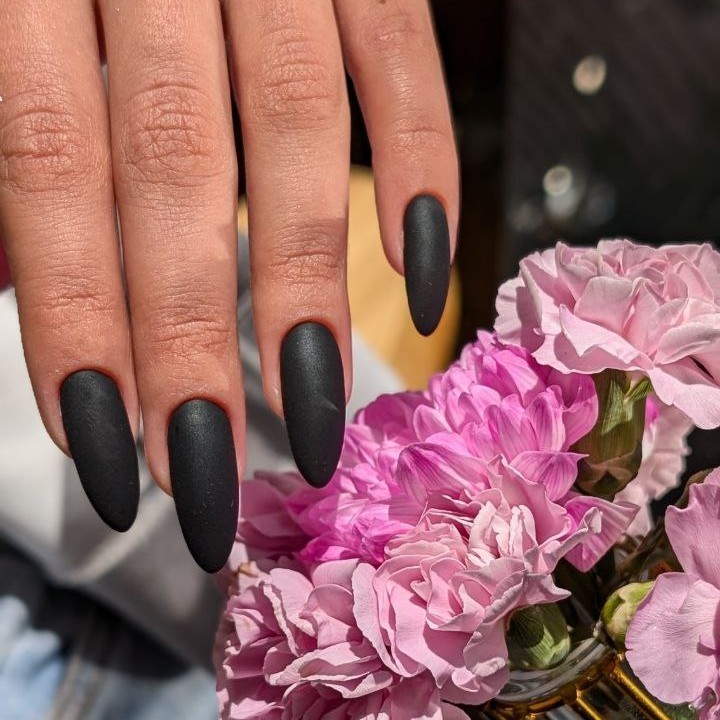 "Идеальный Баланс" Маникюр однотон с укреплением.