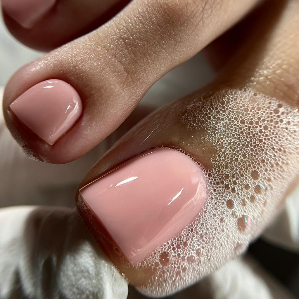 Smart Pedicure (полная обработка и гель-лак)