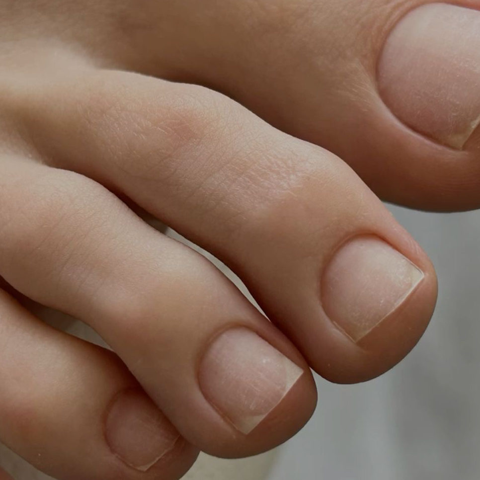 Обработка пальчиков ног без покрытия