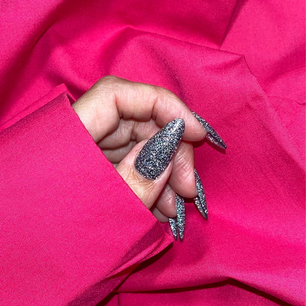 Комплекс Длинные ногти (Маникюр+укрепление+небольшой ремонт+поднятие клюющих ногтей+покрытие гель лаком)