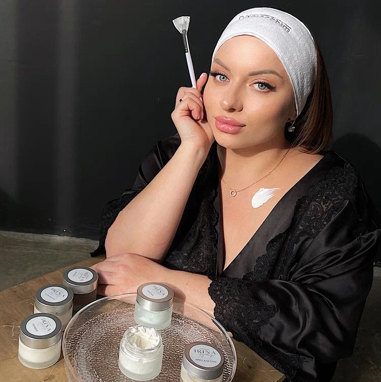 FlaxEnzyme (мать невесты)