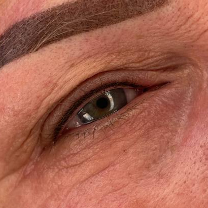 Перманентный макияж век