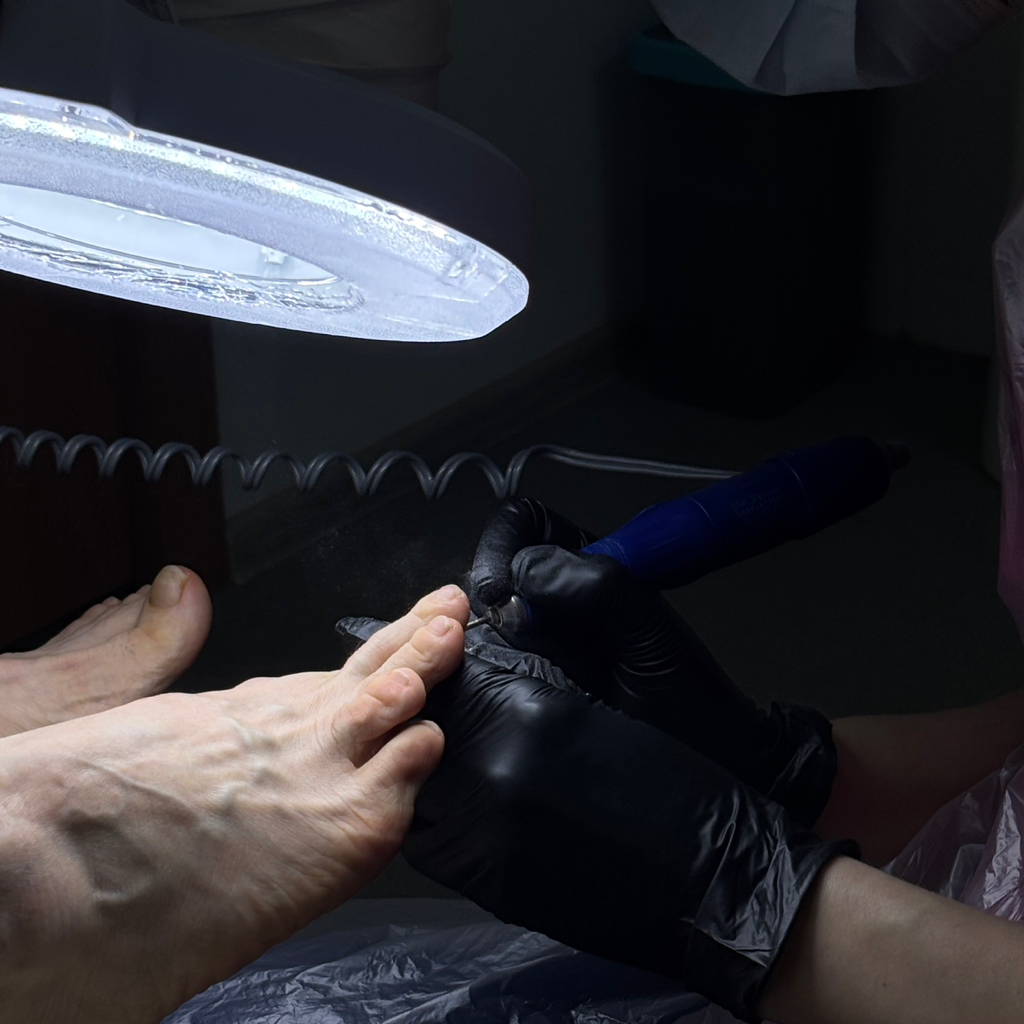 Гигиенический педикюр, обработка пальчиков