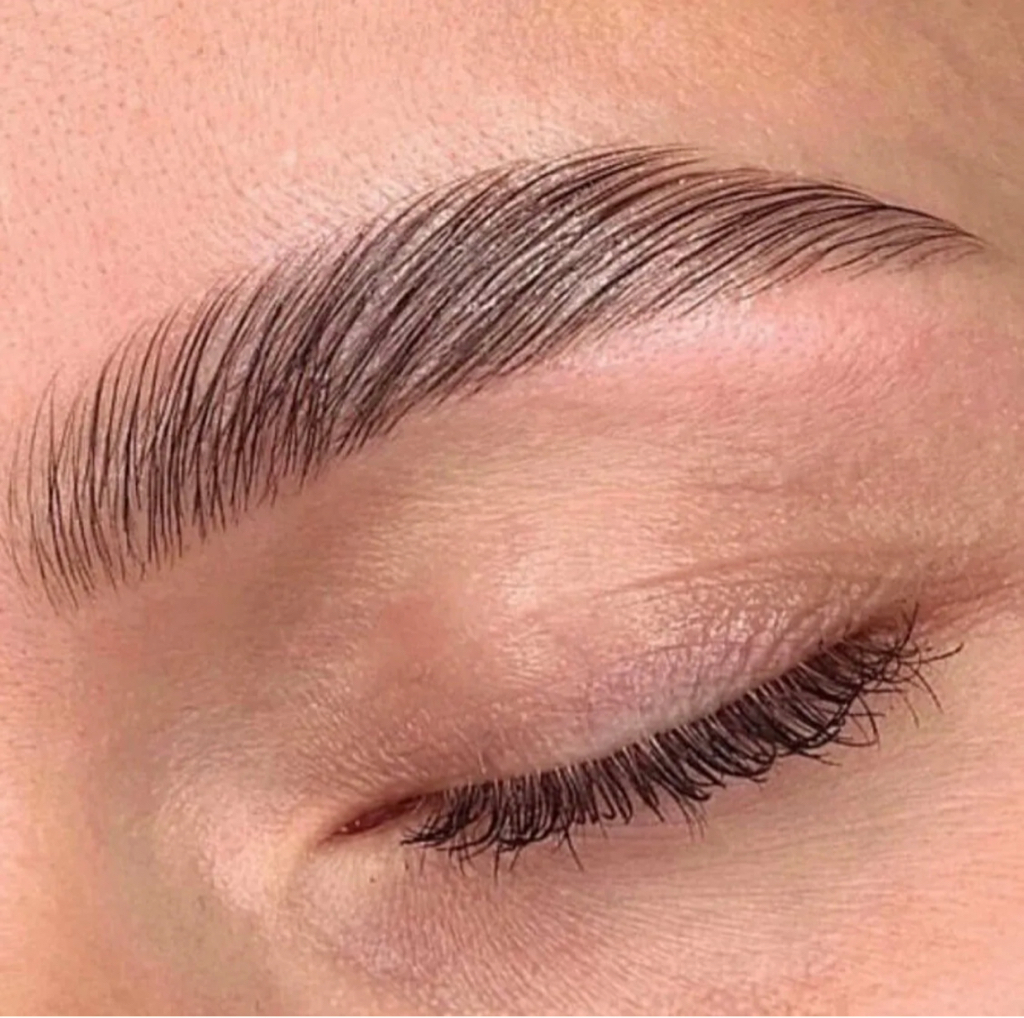 Долговременная укладка бровей