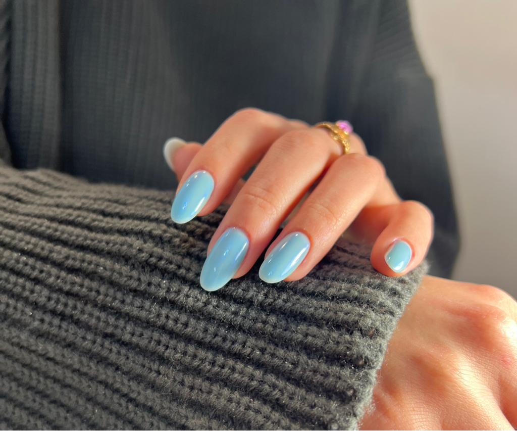 Маникюр с покрытием гель-лак