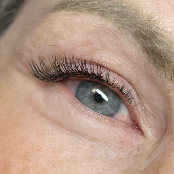 Наращивание ресниц 1,5D