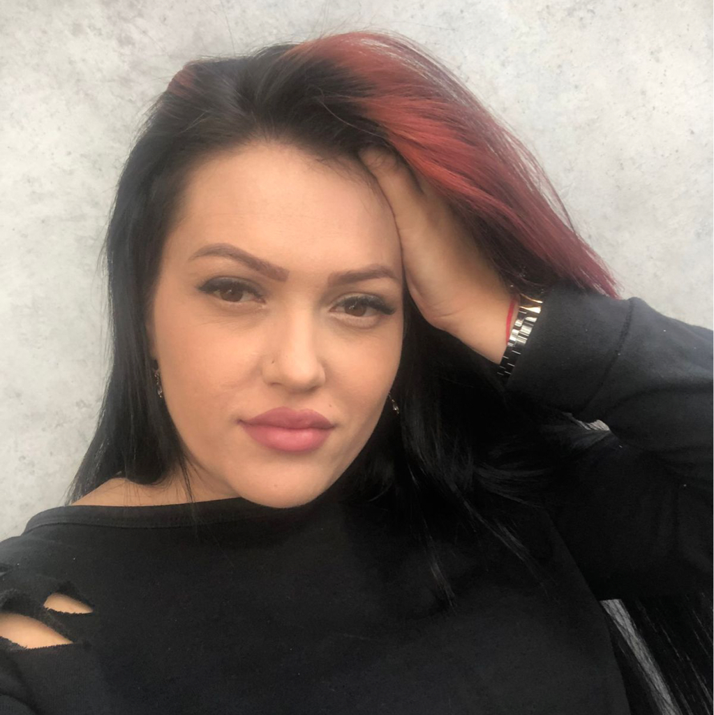 Ева