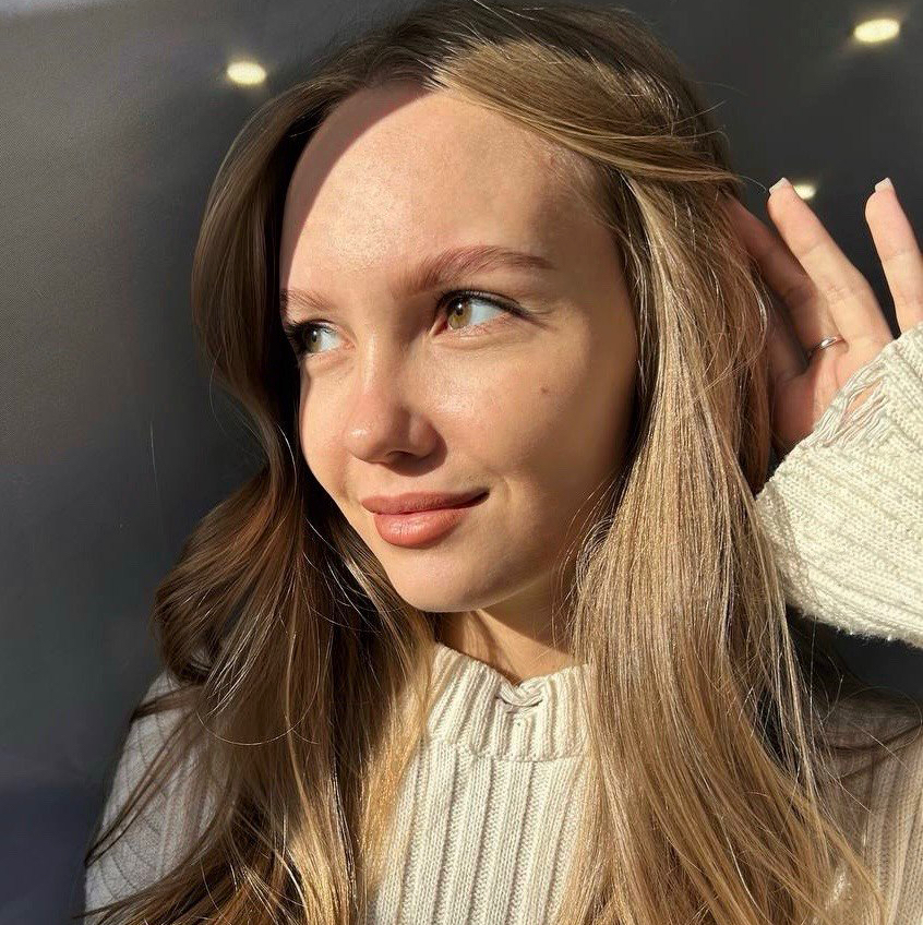 Осветление бровей с окрашиванием