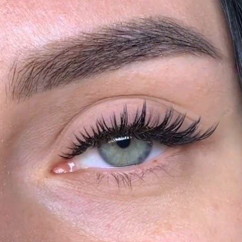 Наращивание ресниц «мокрый эффект»