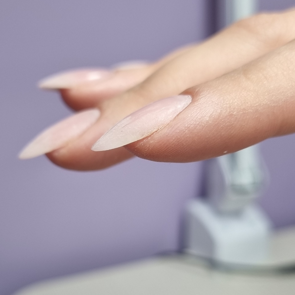 Поднятие всех клюющих ногтей