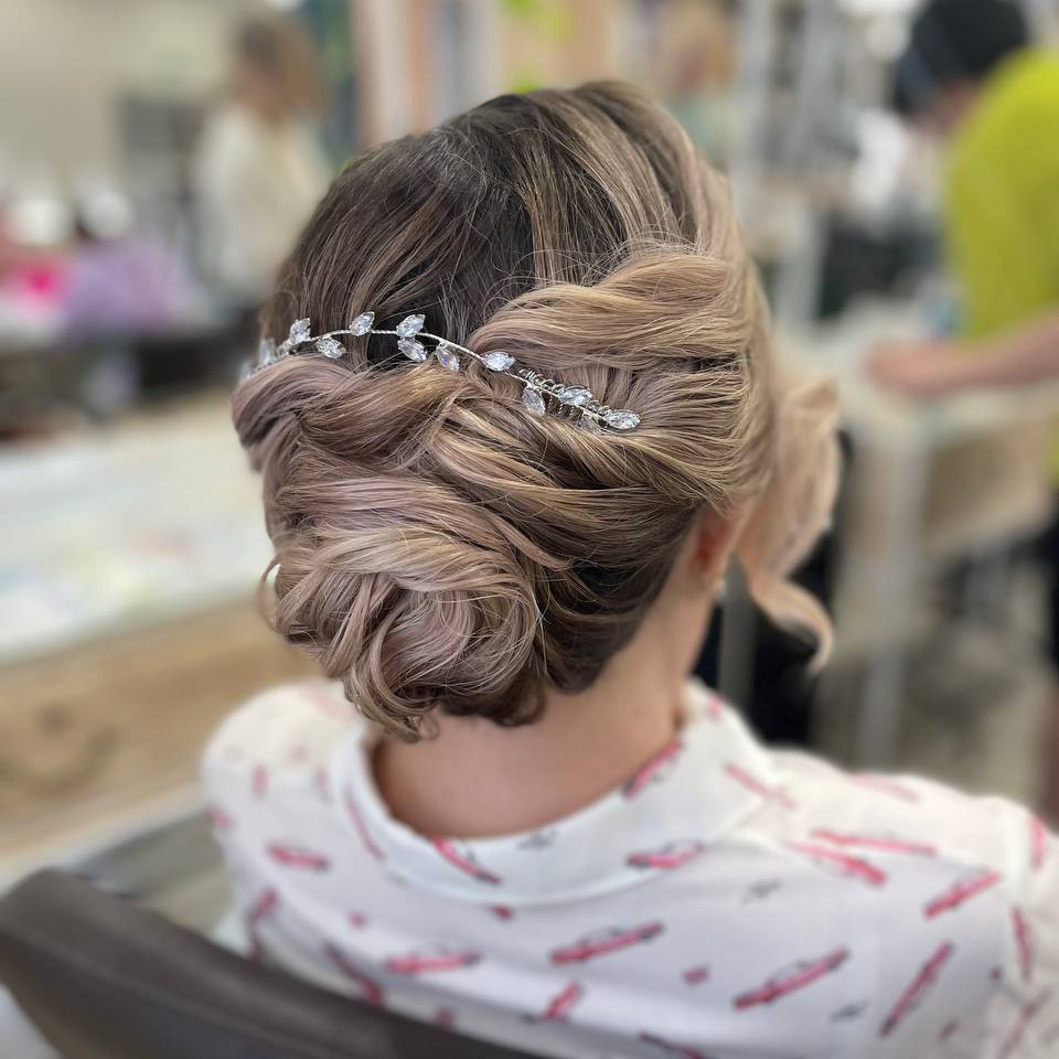 Свадебная причёска