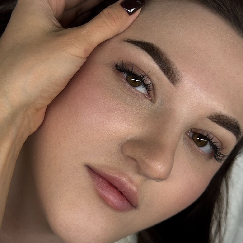 Коррекция перманентного макияжа