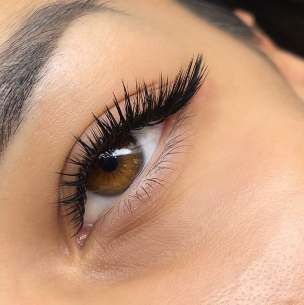 Эффект Маскара (наращивание ресниц)