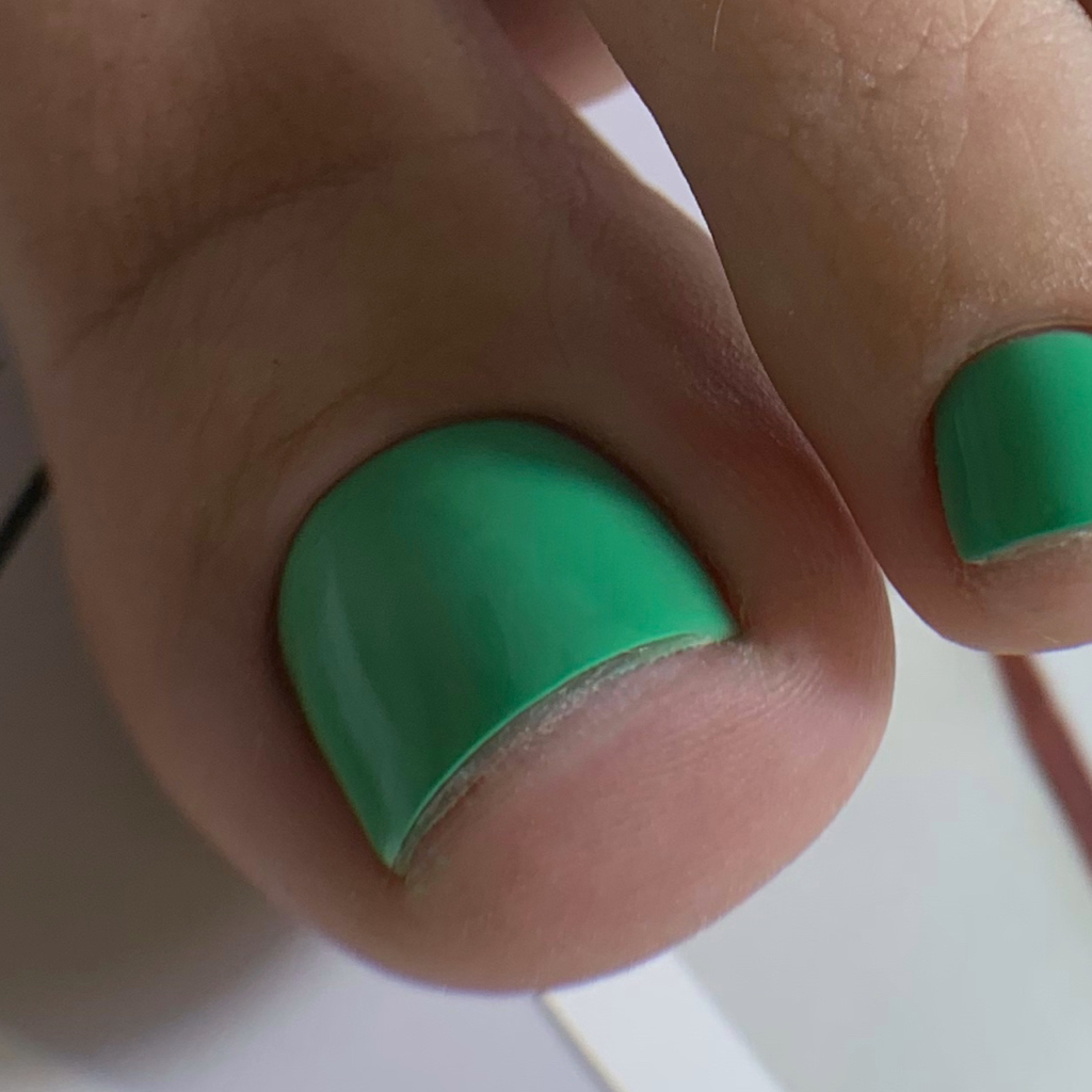 Аппаратная обработка пальчиков с покрытием гель лаком