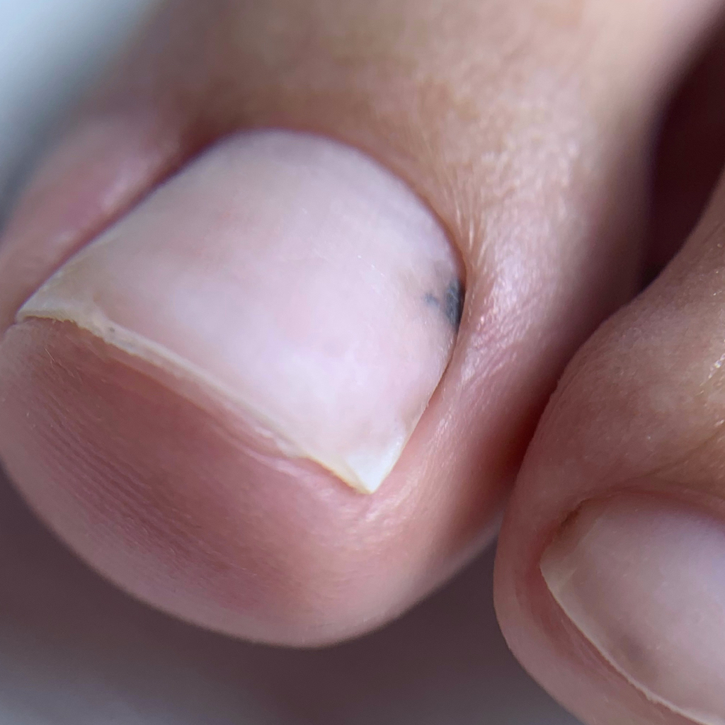 Полный аппаратный педикюр без покрытия