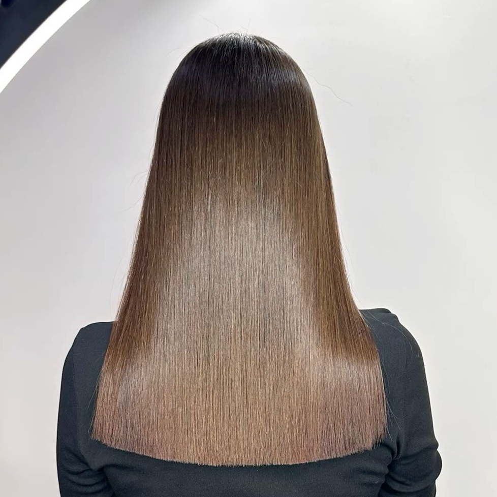 Аминокислотное восстановление. Волосы средней длины (по лопатки, до 50 см)