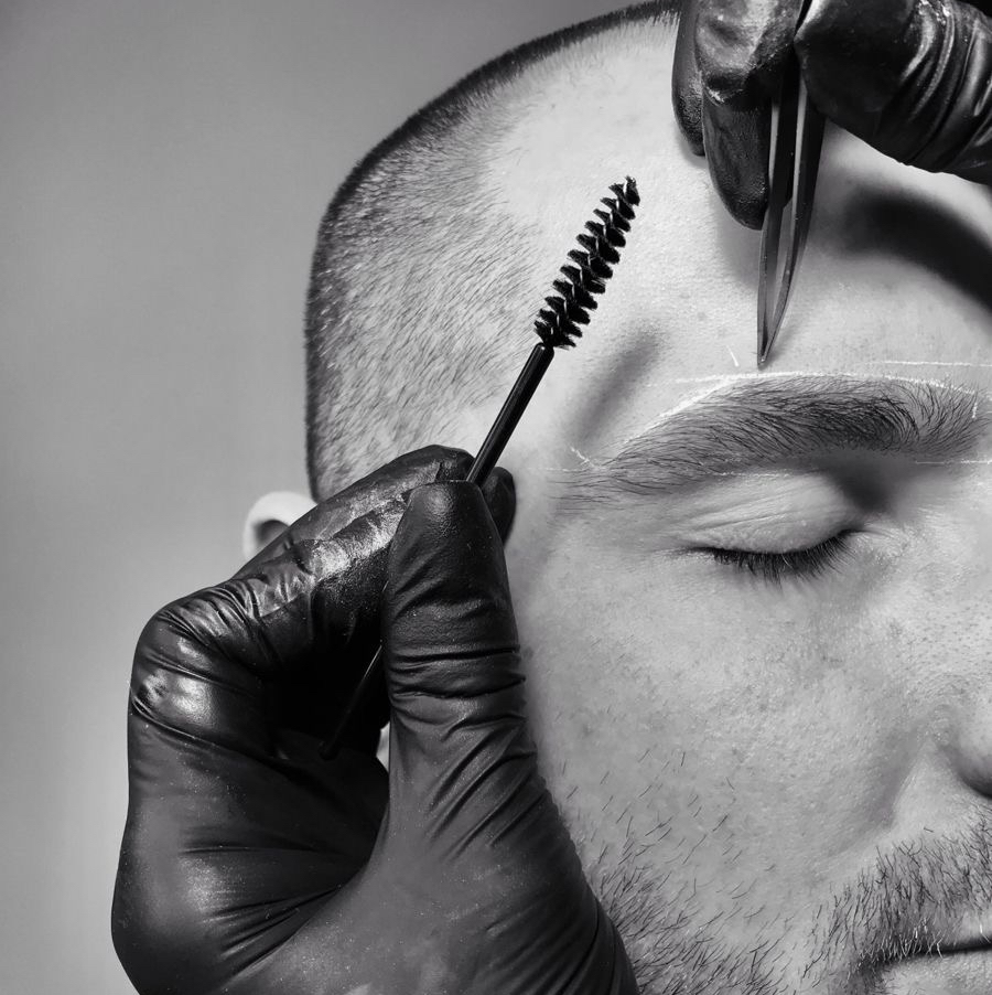 Коррекция мужских бровей