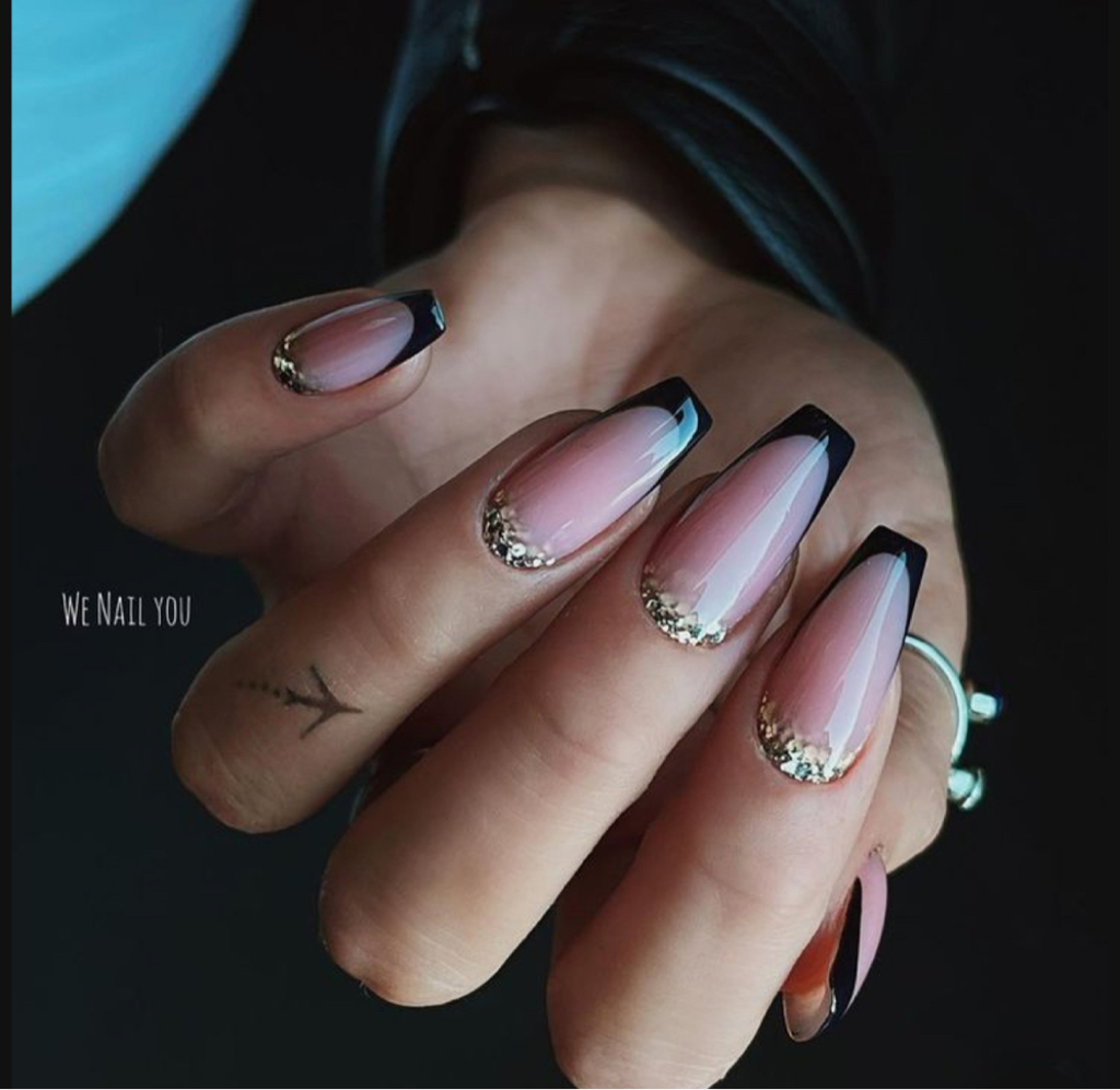 Коррекция нарощенных ногтей/3400