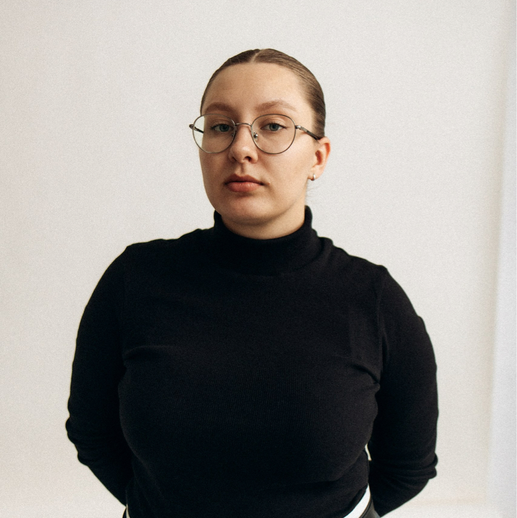 Захарова Алёна