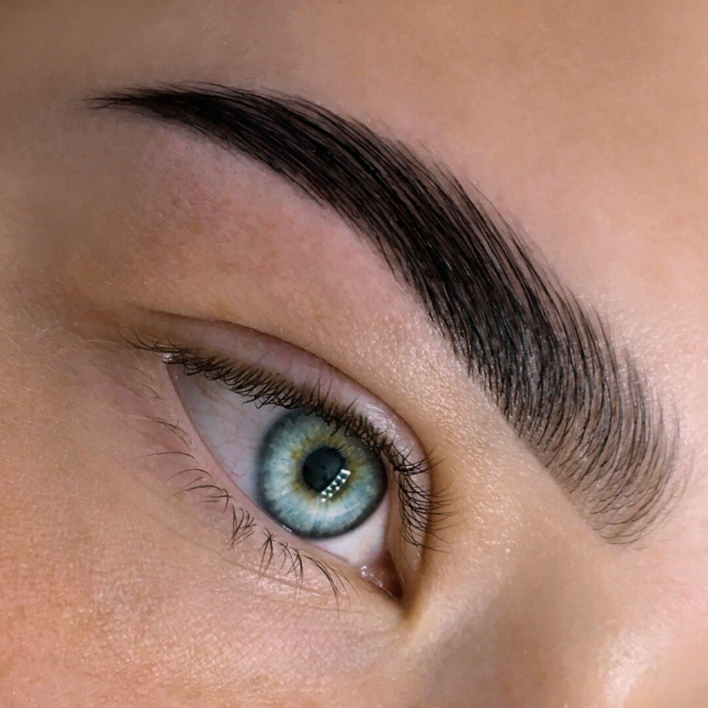 Ламинирование бровей