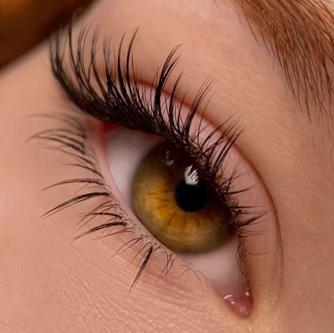 Наращивание ресниц для новых клиентов по фиксированной цене (любой объем)