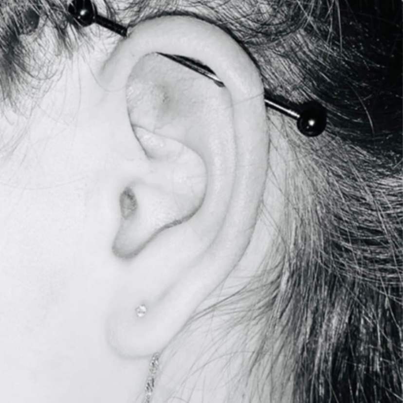 Пирсинг Индастриал