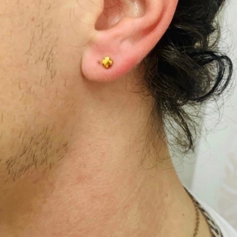 Пирсинг Мочки Пистолетом